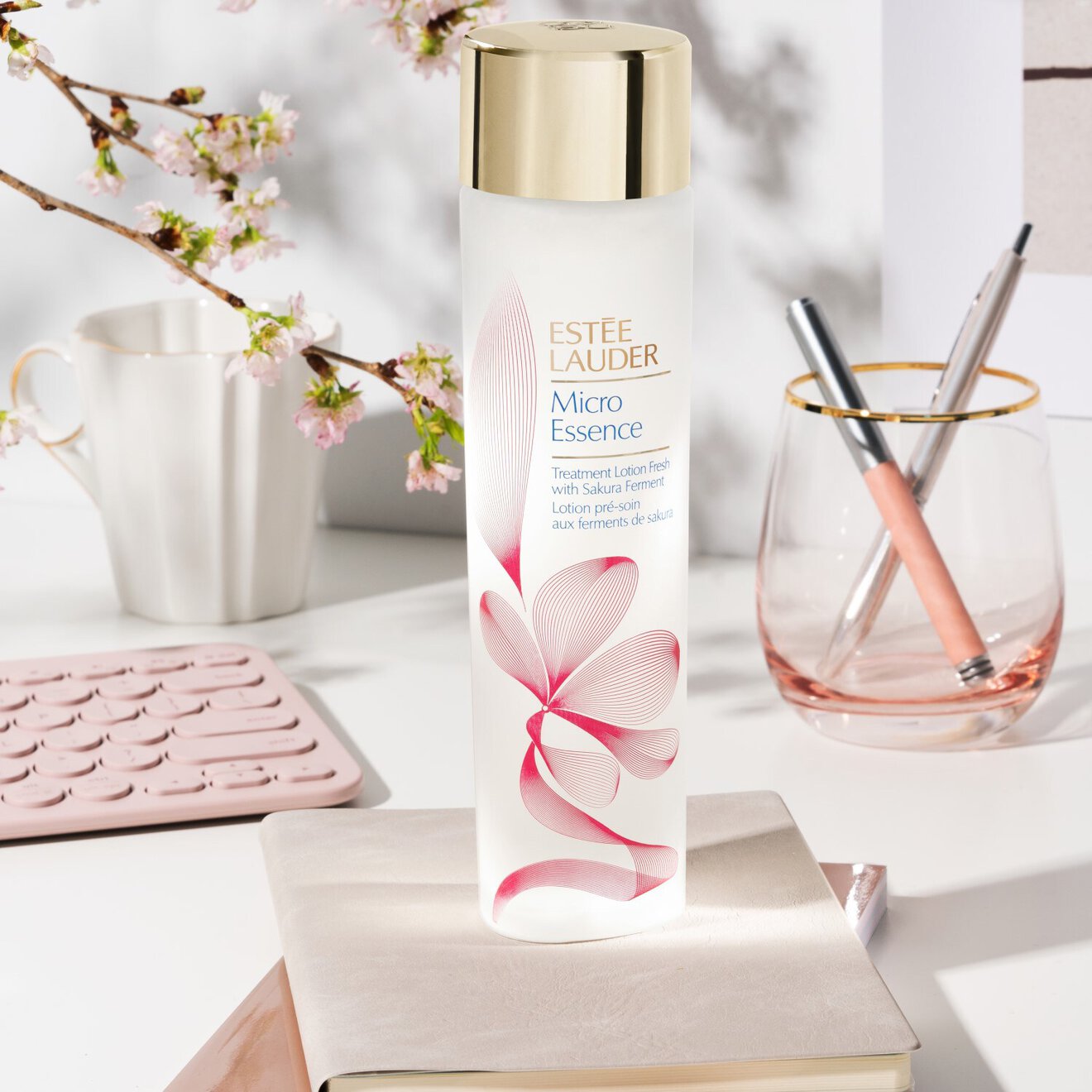 Estée Lauder Micro Essence Treatment Lotion Fresh with Sakura Ferment 200ml