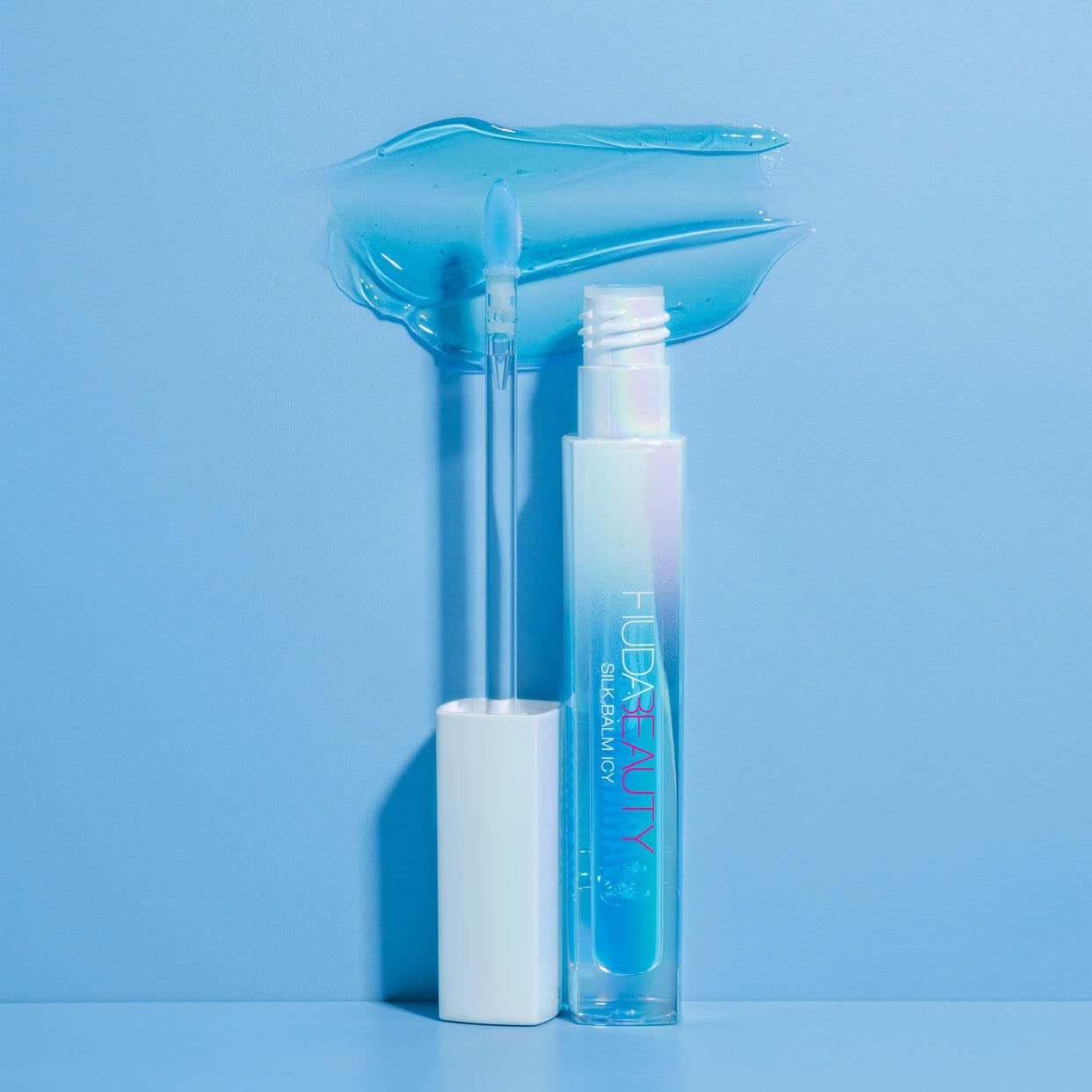 Huda beauty Silk Balm Icy Cryo-Plumping Lip Balm