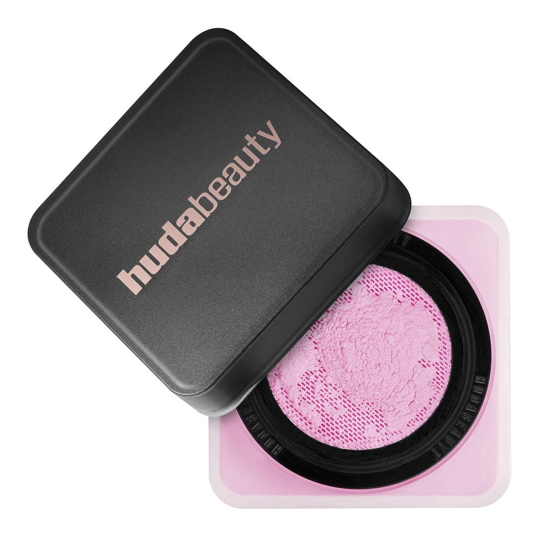 HUDA BEAUTY  Easy Bake Blurring Loose Baking & Setting Powder