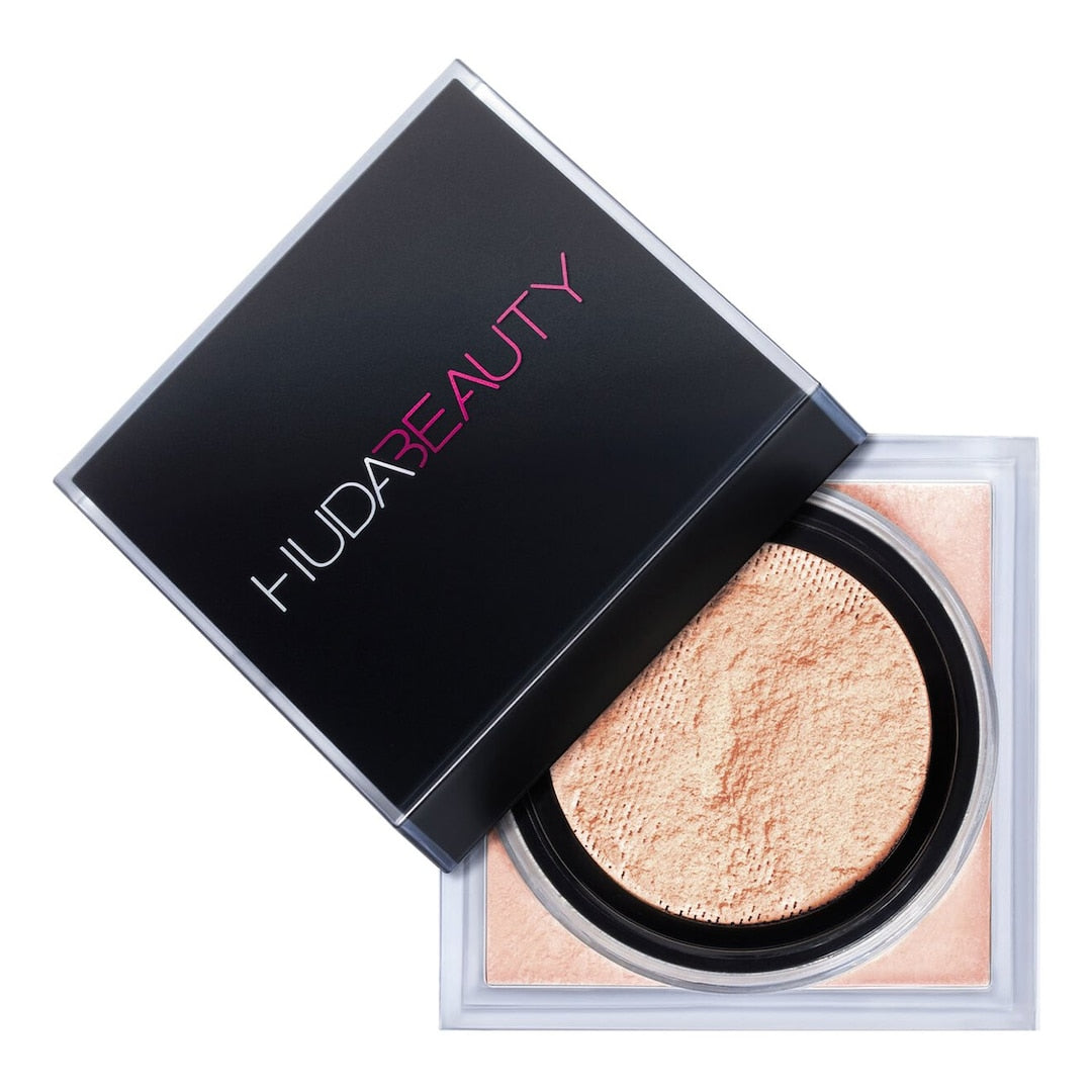 HUDA BEAUTY  Easy Bake Blurring Loose Baking & Setting Powder